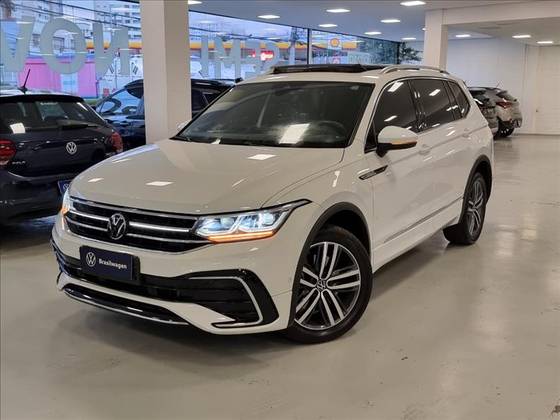 VOLKSWAGEN TIGUAN 2.0 300 TSI GASOLINA ALLSPACE R-LINE AUTOMÁTICO VOLKSWAGEN TIGUAN 2.0 300 TSI GASOLINA ALLSPACE R-LINE AUTOMÁTICO